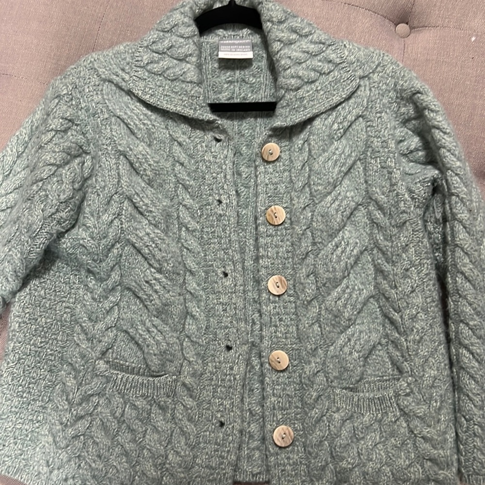 Carraigdonn 100% merino wool sweater